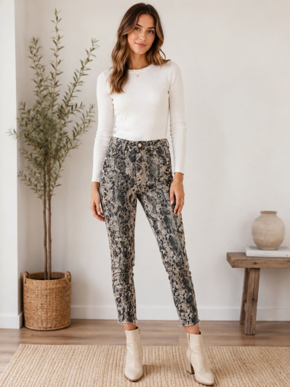 Free People Snake Print Skinny Cropped Ankle Jeans Frayed Hem Size 27